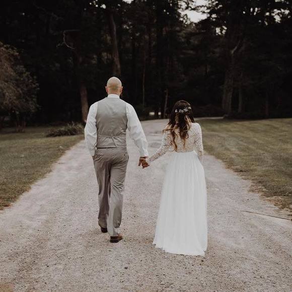 Meet your Posher, Mikayla - Picture 1 of 1